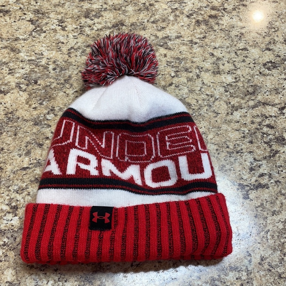 Under Armour Toboggan. Youth Md (4-6)